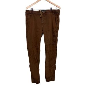 DU/ER Performance Jogger Pants Men's Size 34x29 Brown Slim Fit Tech Stretch